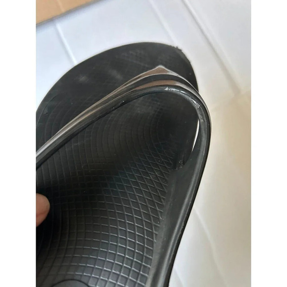 OOFOS Women’s Recovery Thong Sandals Black W9 - Picture 8 of 10